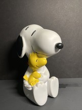 Vintage Peanuts : 1998 Snoopy Hugging Woodstock Plastic Bank Toy / BG - $22.42