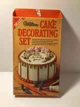 Vintage Wilton Cake Decorating Set New Never Used - $4.82