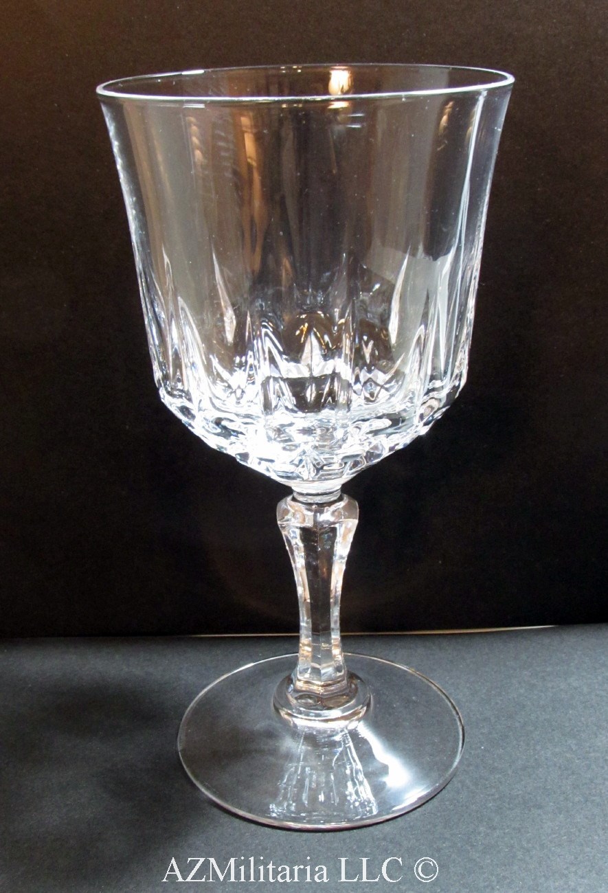 CRISTAL D'ARQUES Durand crystal BRETAGNE pattern FLUTED CHAMPAGNE FLUTE 