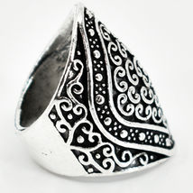 Bohemian Ornate Victorian Vintage Inspired Silver Tone Geometric Statement Ring image 4