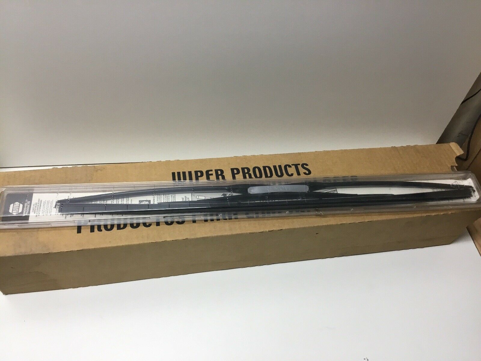Napa 600224 Exact Fit Windshield Wiper Blade 22". New In Plastic. Box Of 10 Windshield