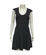 Guess women&#39;s A line dress short sleeve gray rayon zip size M - $19.69