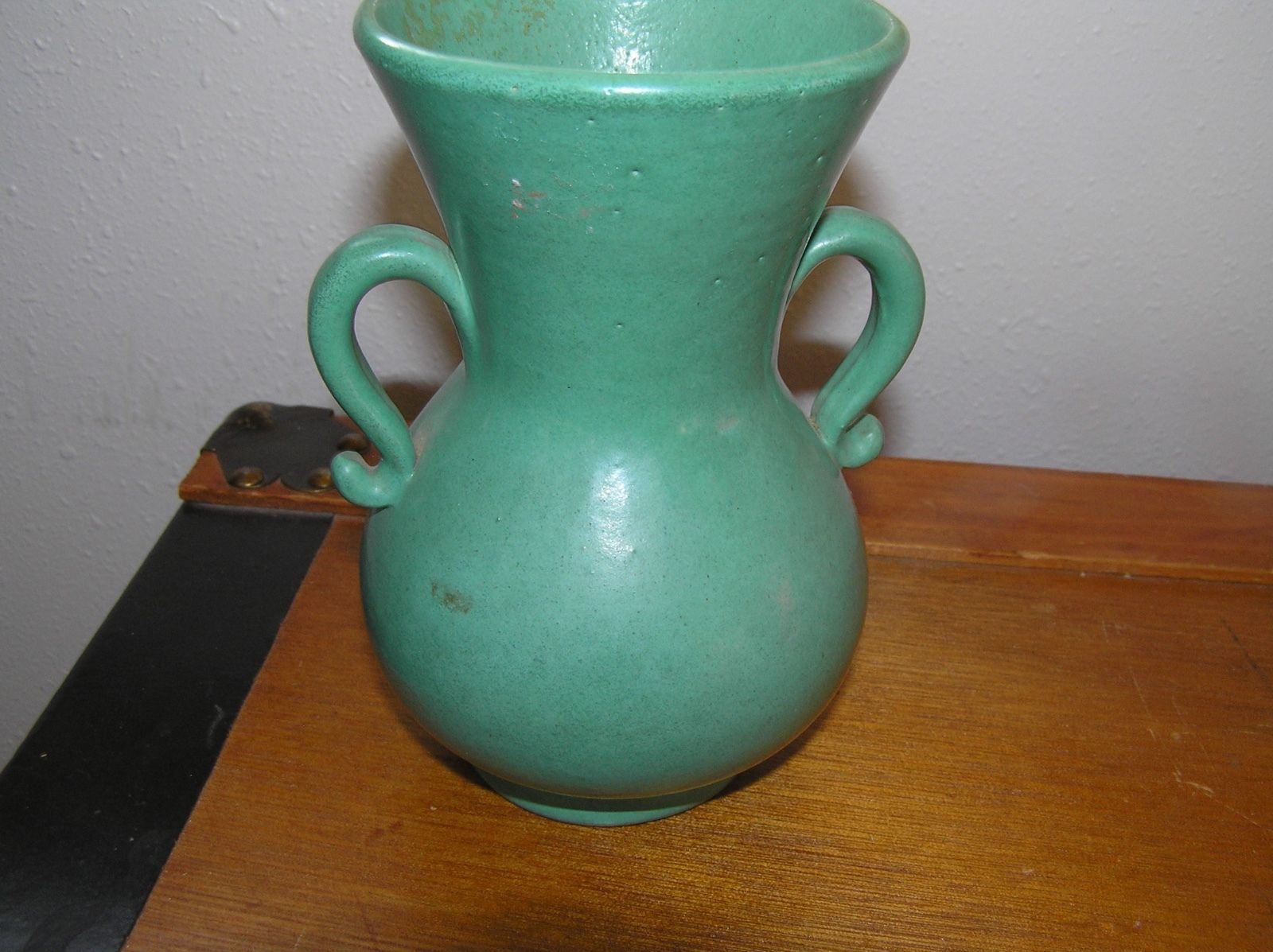 Antique Pfaltzgraff York P Marked Two Handled Small Green Glazed Art