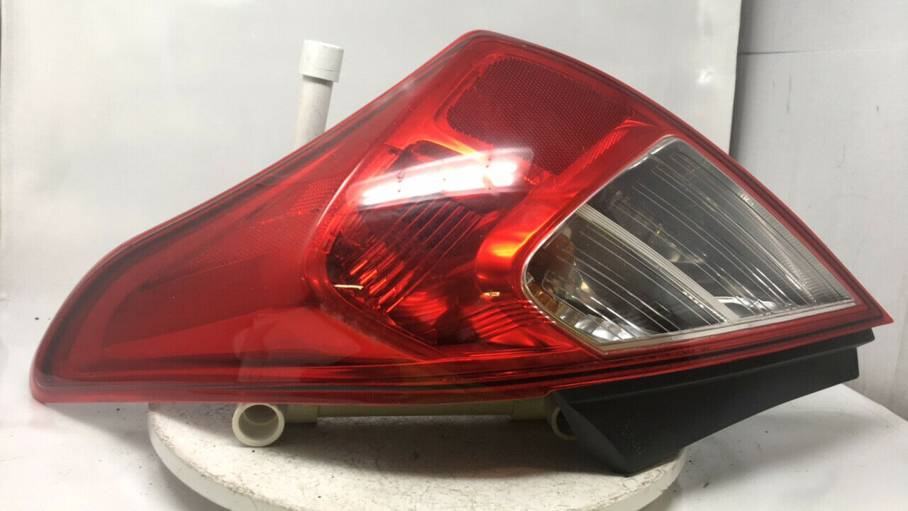 2012-2017 Nissan Versa Passenger Right Tail Light Lamp Oem R1s2b9 ...