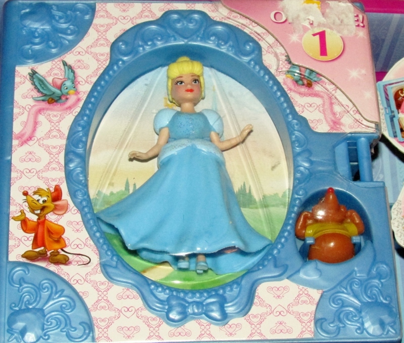 disney princess storybook playset