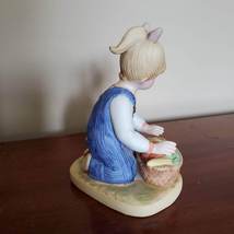 Vintage Girl Figurine, 1980s Porcelain Homco Denim Days children figurines image 5