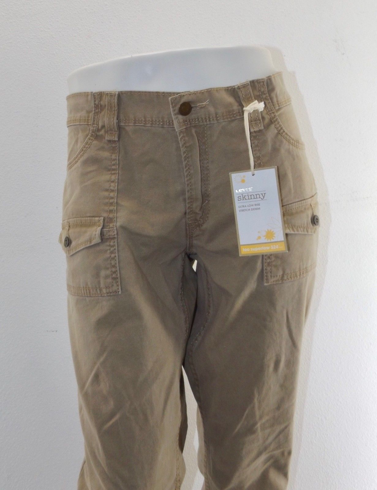 levis beige