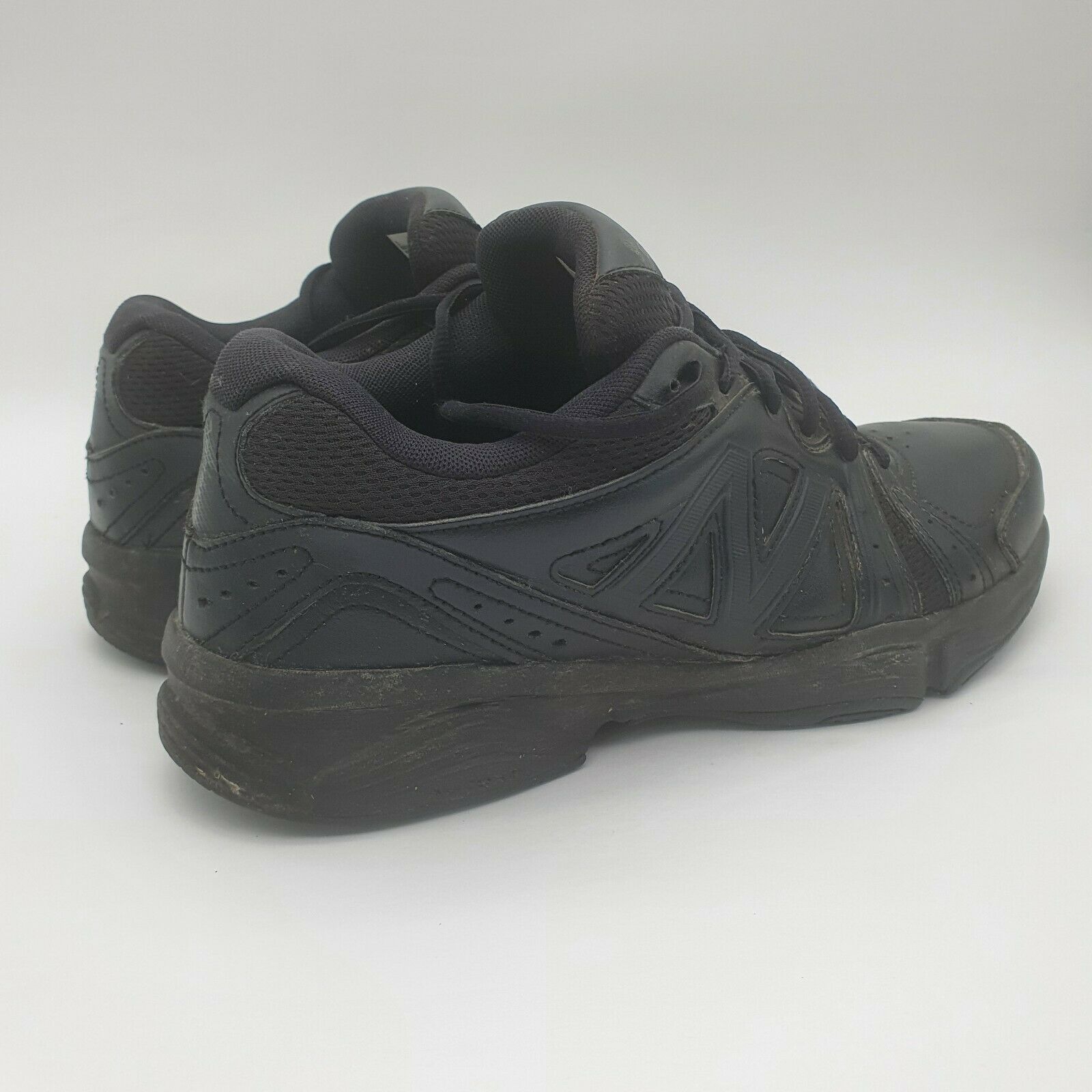 New Balance 519 Cross Training Shoes MX519BK Men's Size 9.5 D - Athletic