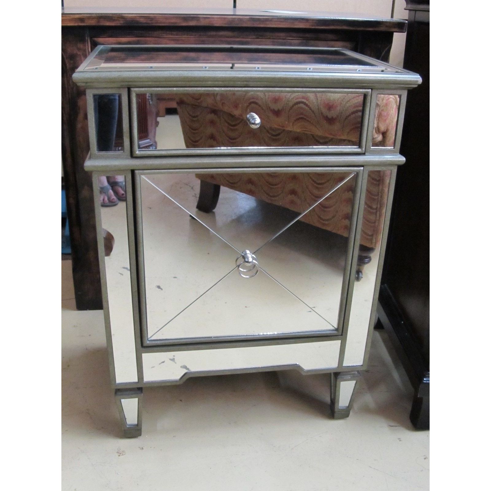 Horchow Bassett Mirror Iris Mirage Mirrored And 19 Similar Items 24 57 Ef093b14 Abb2 435f B185 440ec692aa12