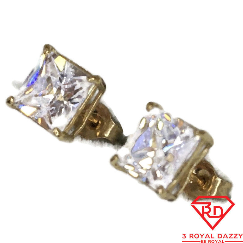 14K Cubic  Zirconia  Princess  cut  Stud Earrings  of Yellow 