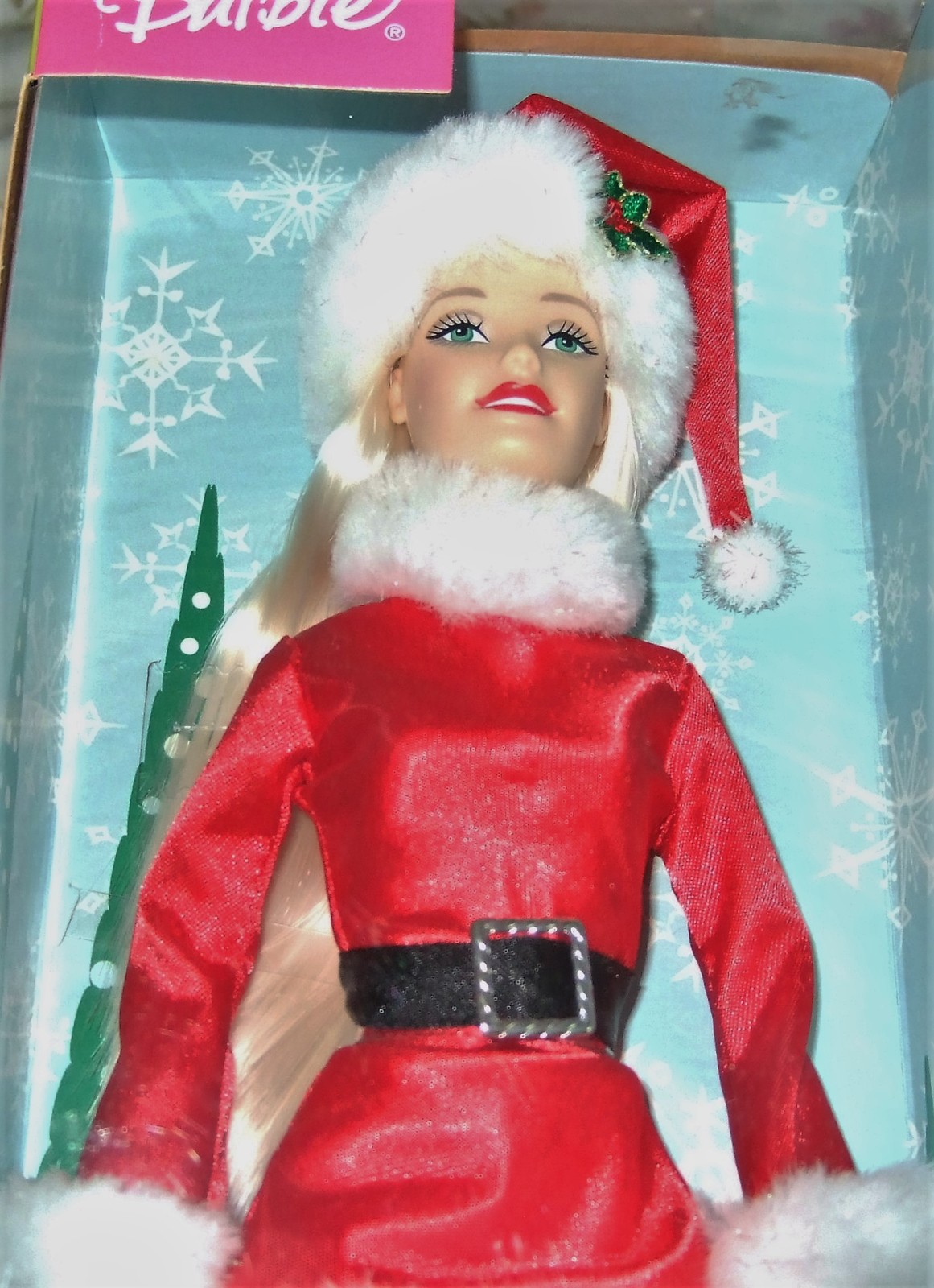 santa's helper barbie 2004