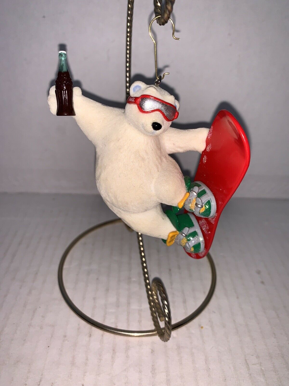 Hallmark Keepsake Ornament Cool Sport CocaCola Polar Bear 2001 20002005