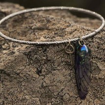 Silver Tone Fairy Wing Swarovski Teardrop Crystal Charm Key Thin Boho Bangle - $16.53