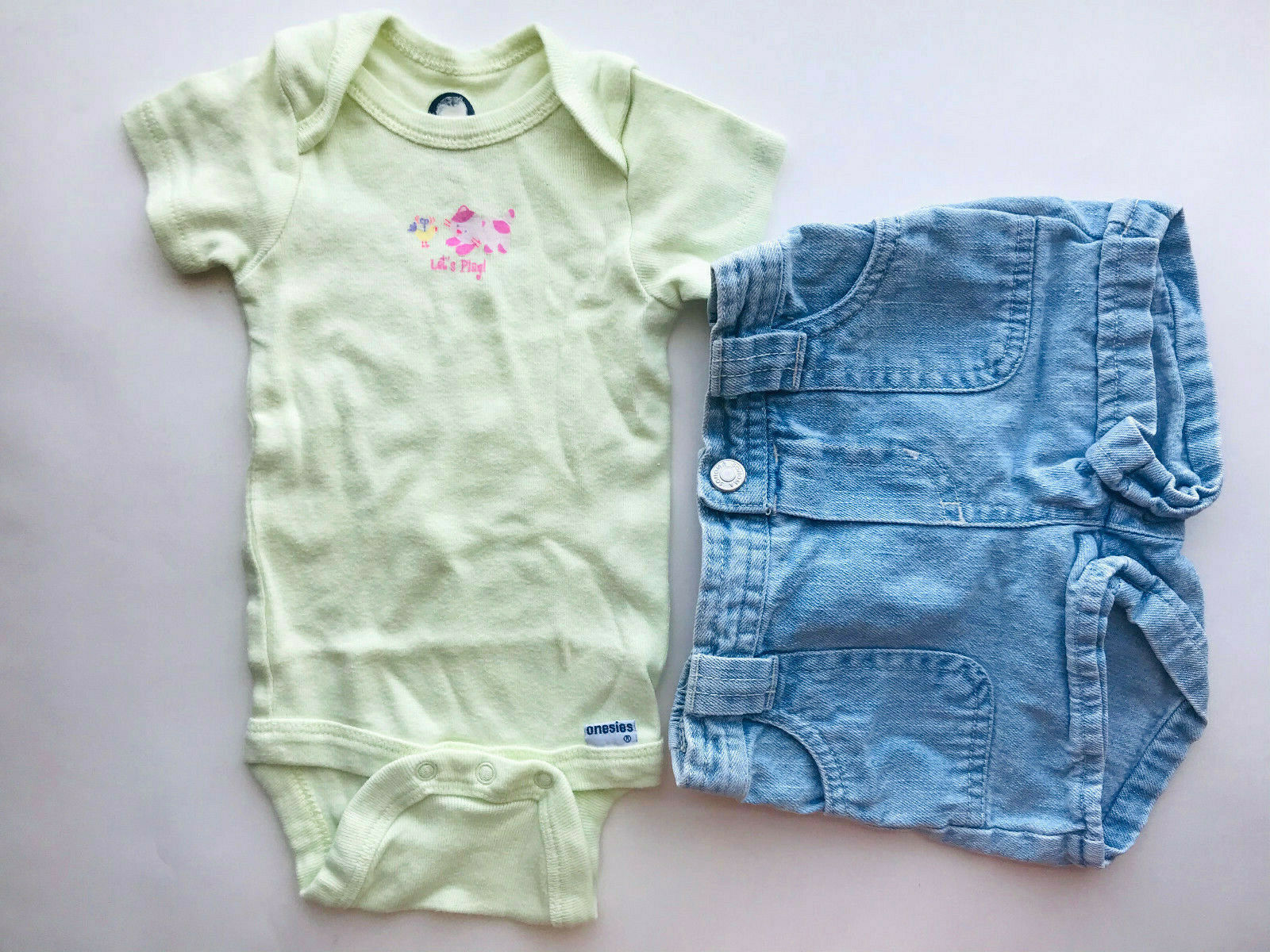 Primary image for Girl's Size 3M 0-3 Months Two Piece Green Gerber Cat Top & Sonoma Denim Shorts