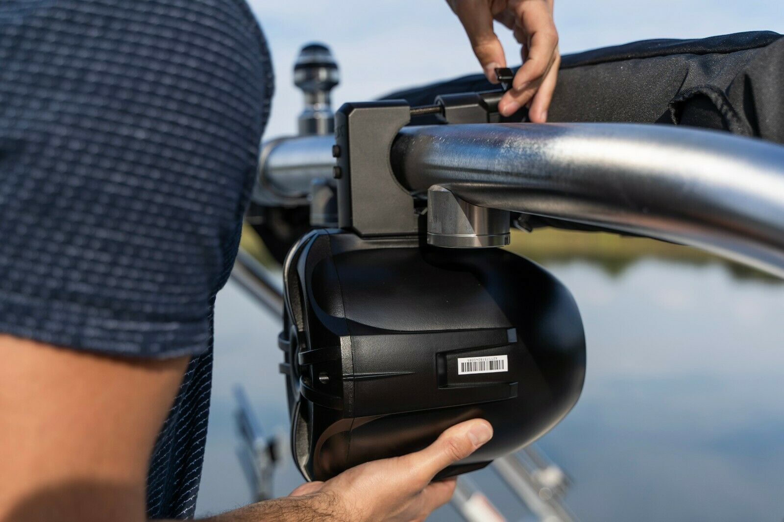 SDX Audio Full Wireless Bluetooth Marine Speaker MSH65B (1 pair