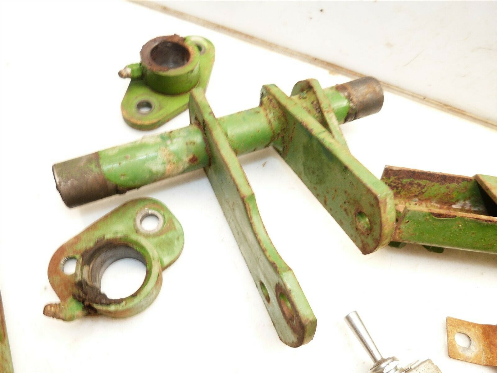 John Deere 110 112 Tractor Electric Lift Assembly Everything Else