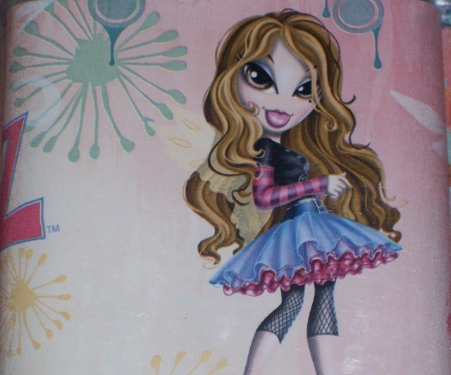 bratz wall decor