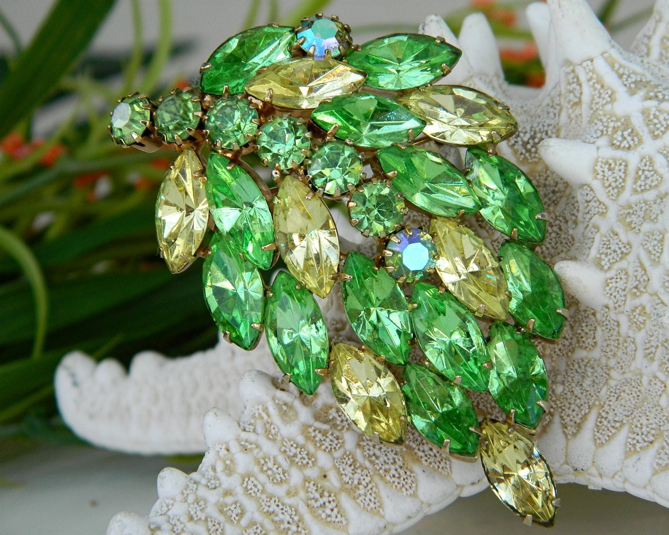 Viintage Brooch with Green and Yellow Stones Outstanding Piece