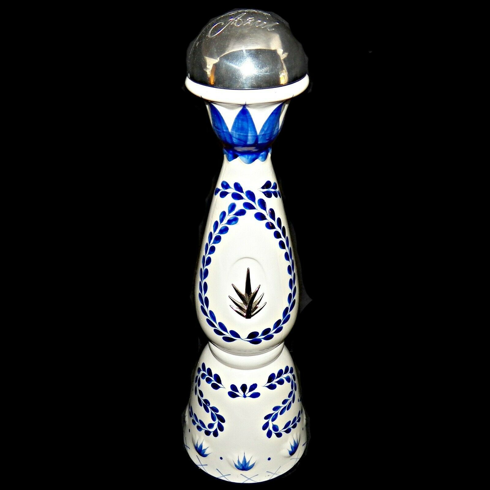 Clase Azul Reposado Tequila Talavera Pottery Hand Painted 750 ml Empty 