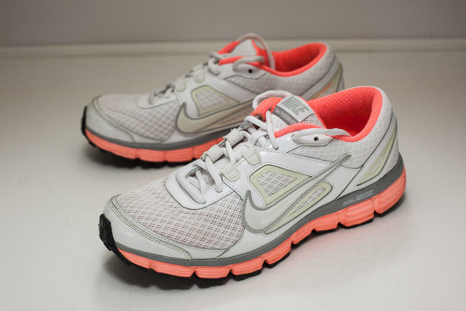 nike dual fusion st womens