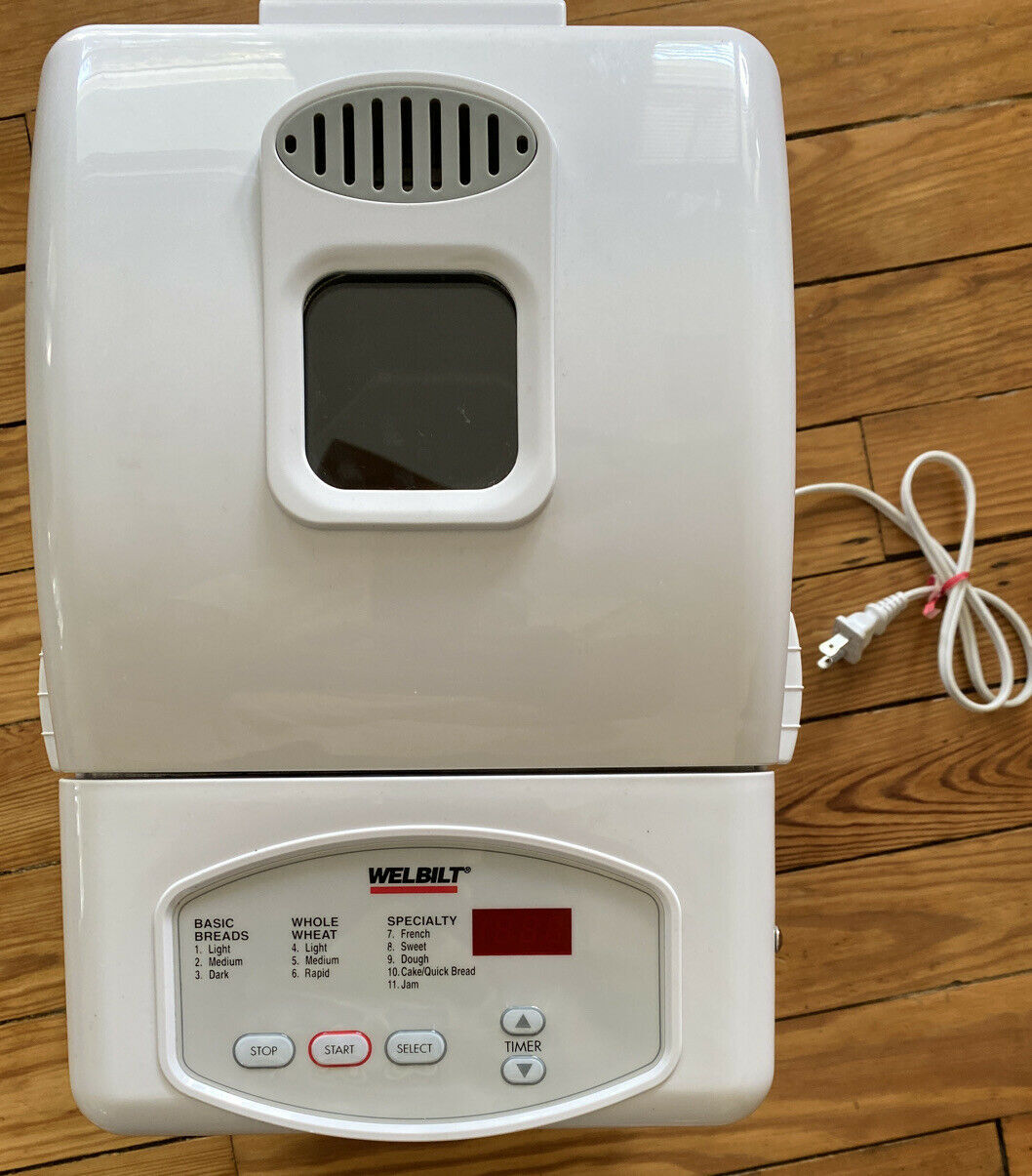 Welbilt The Bread Machine (ABM3100) Bakes 1 & 1.5 Pound Loaves Good