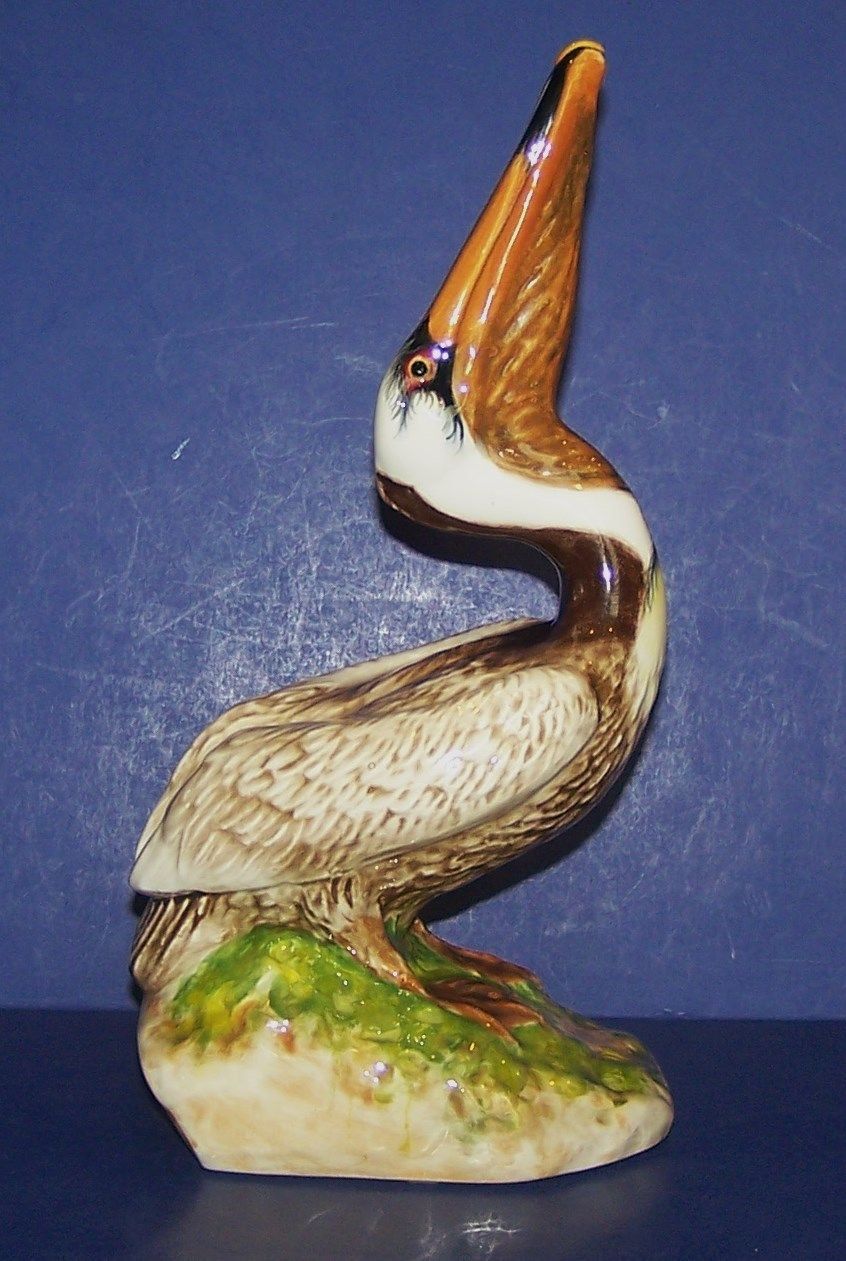VINTAGE THE TOWNSENDS CERAMIC PELICAN HAND PAINTED 10 1/4" FIGURINE