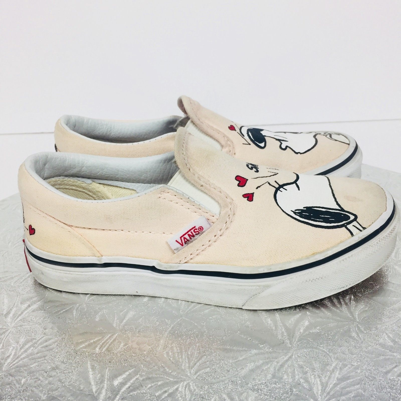 Vans Peanuts Size 12 Classic Slip On Kids Shoes Snoopy Lucy Smack Pearl