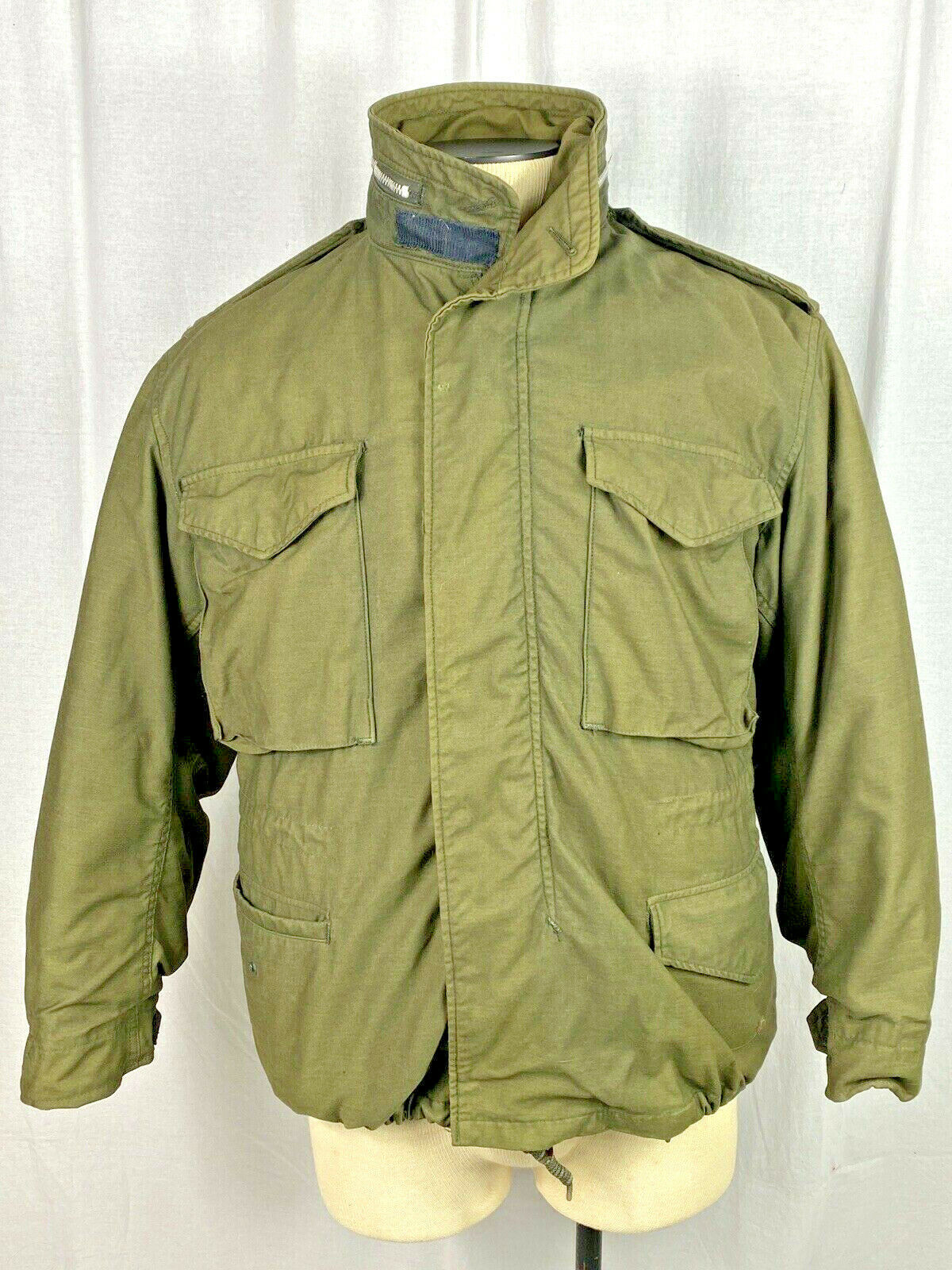 Primary image for US M-65 Military Coat Man's Field With Hood WITH LINER Green M Vietnam Era Parka