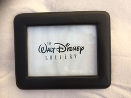NWT/WALT DISNEY GALLERY/LEATHER PICTURE FRAME - $80.00