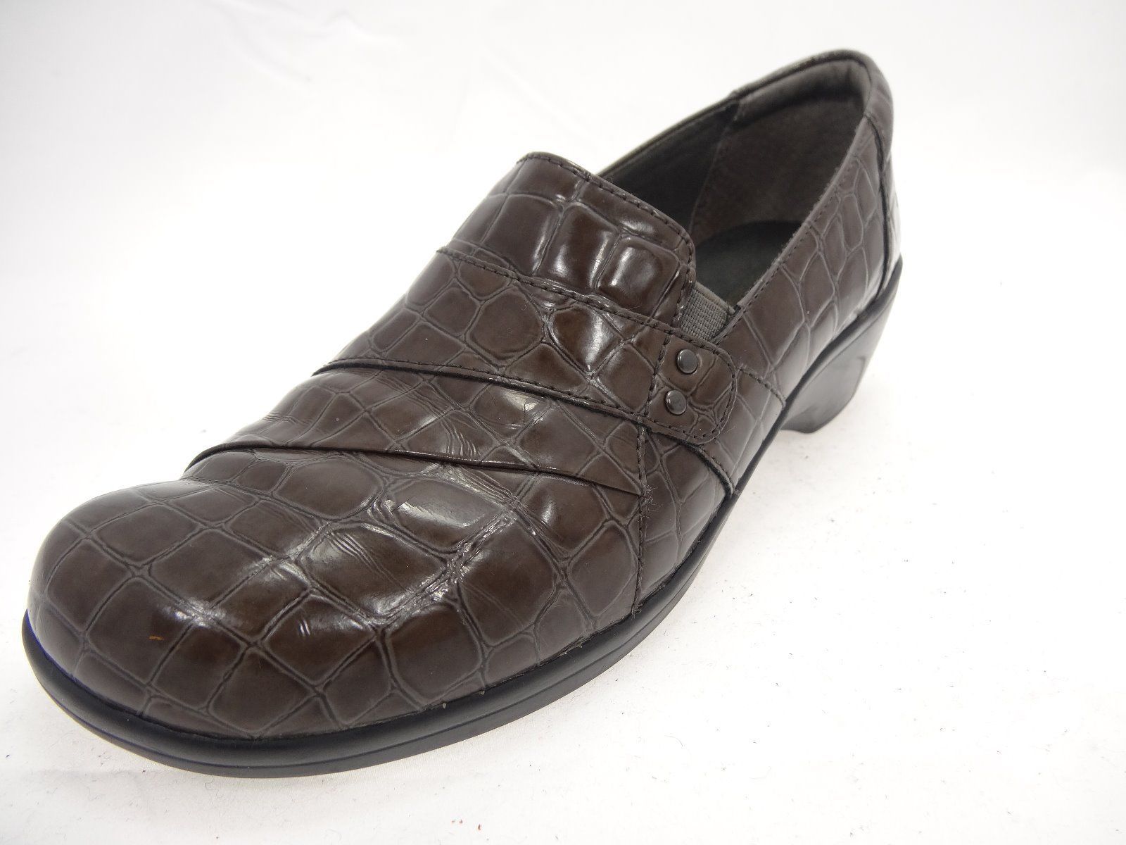 clarks croco embossed slip on loafers