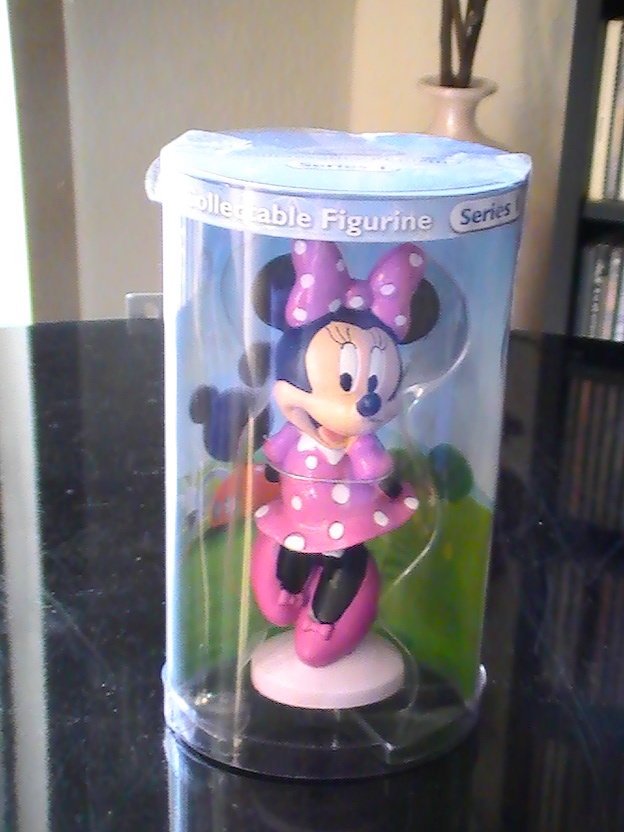 minnie mouse doctor figurine