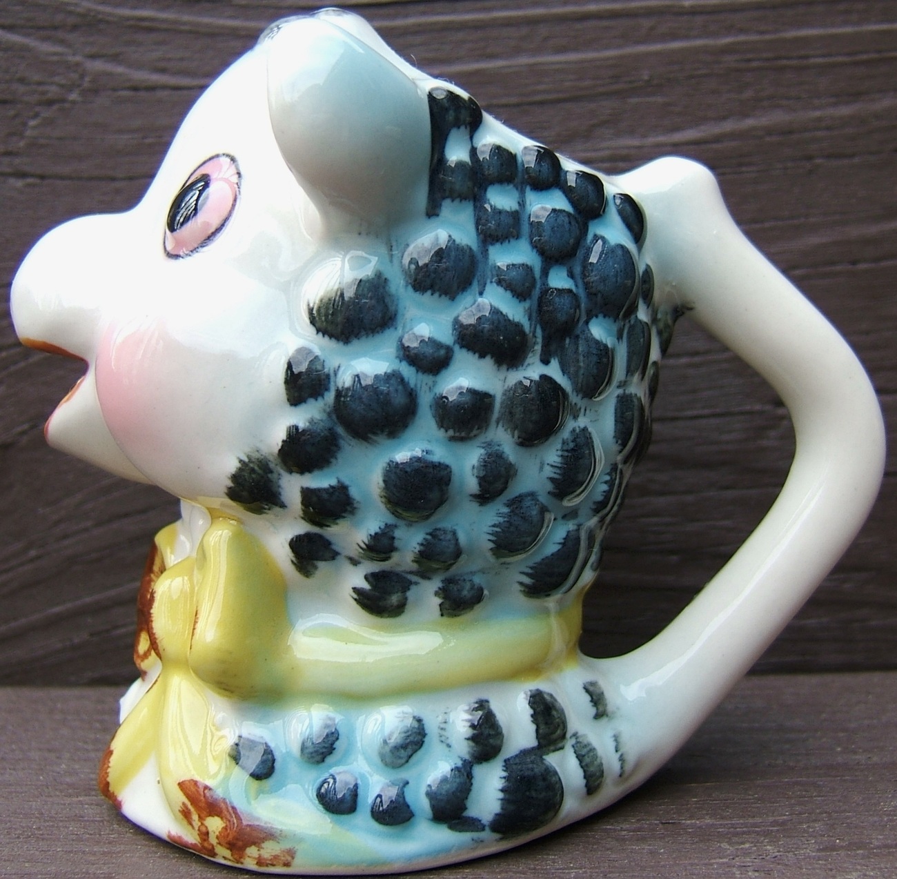 Vintage COW with YELLOW BOW Ceramic CREAMER PITCHER 1950s Creamers