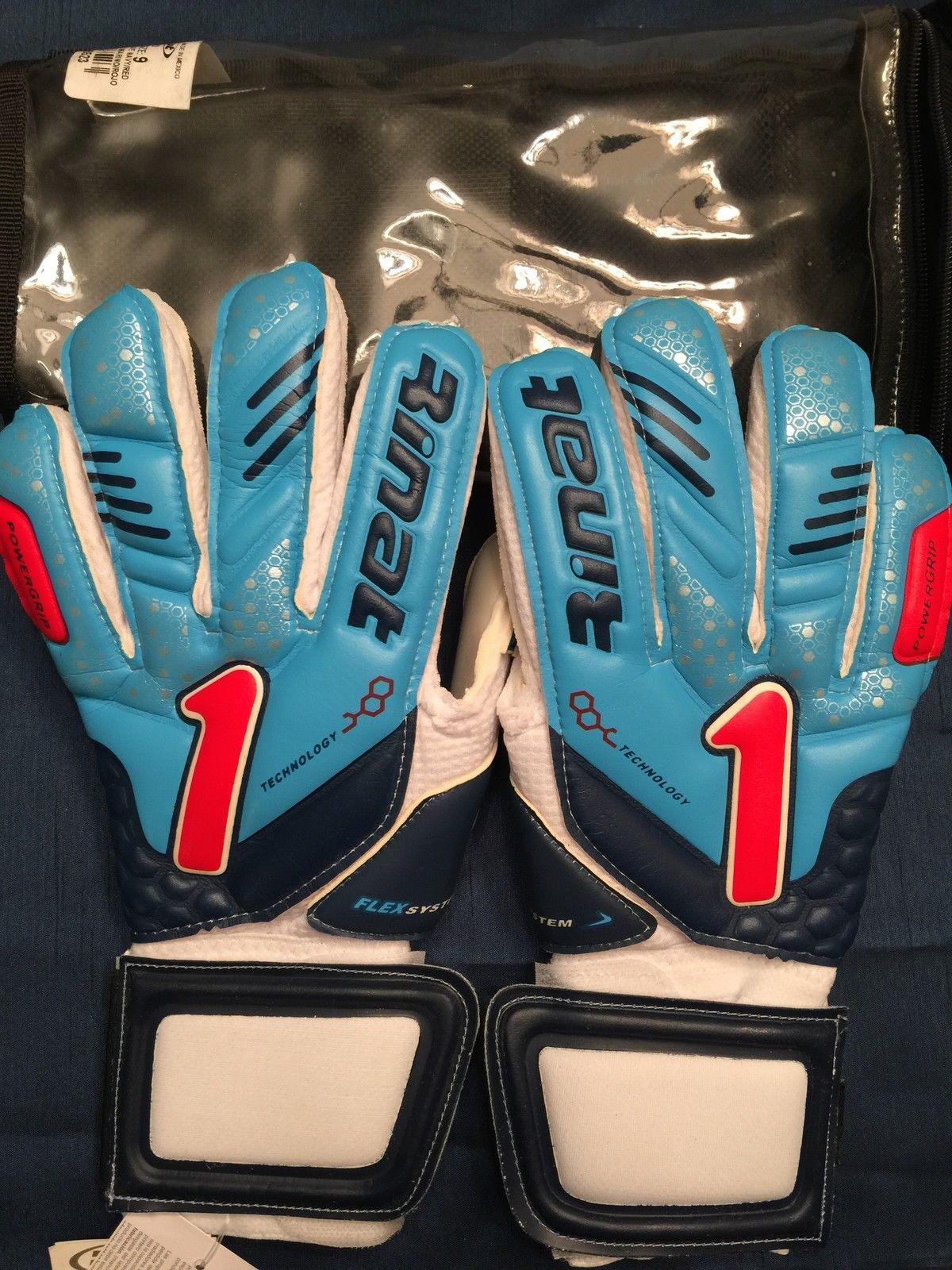 Futbol New RINAT THE BOSS PRO GOALIE SOCCER GLOVE Size 9 Goalkeeper