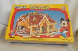 Mickey&#39;s House ToonTown Disneyland 3D Jigsaw Puzzle 70 Piece Wrebbit New... - $19.99
