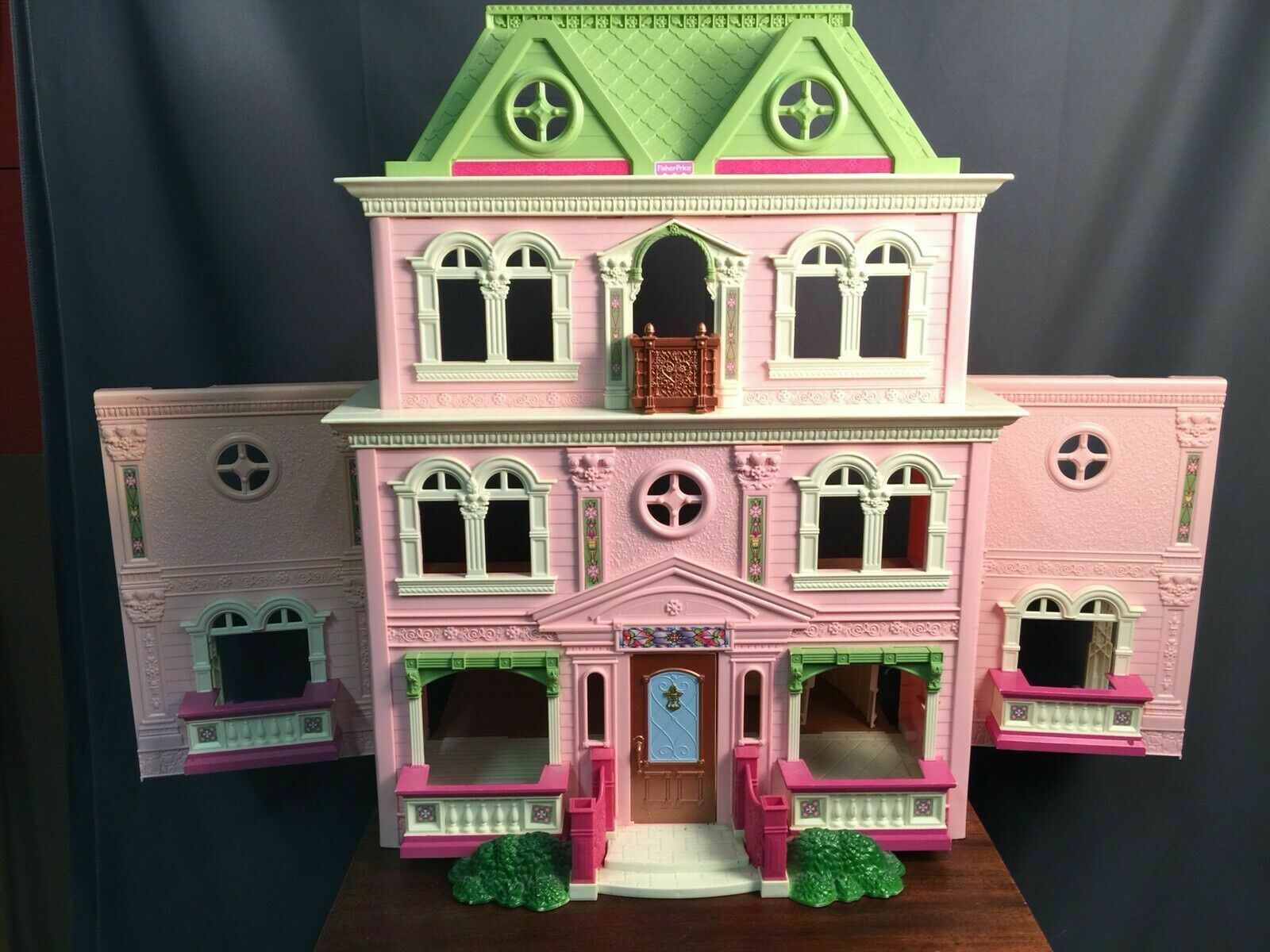 loving family dream dollhouse