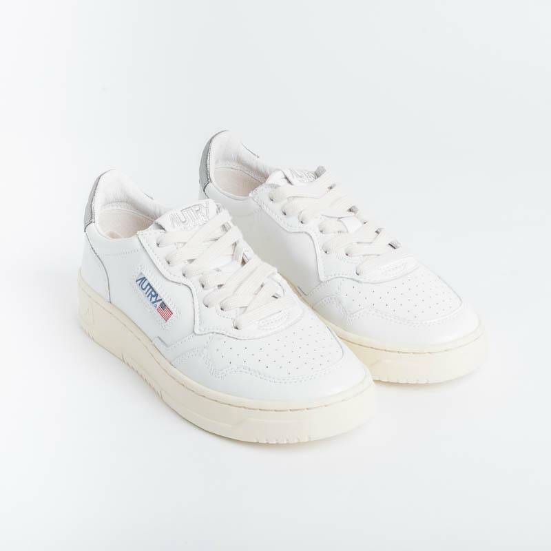 Sneakers autry Medalist Low Tutta Leather White and Spoilers Silver ...