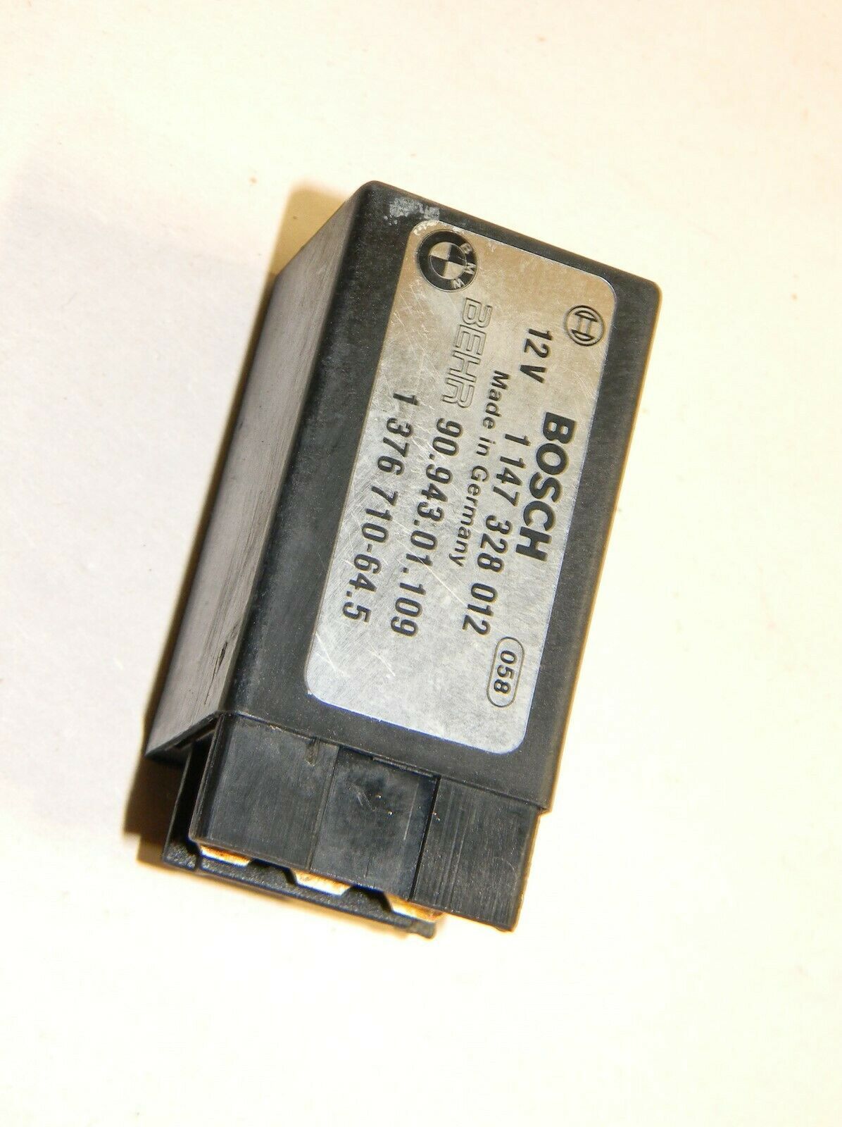 **BMW E23 E24 E28 524td 525i 528e 535i M5 635CSi 733i 735i Climate