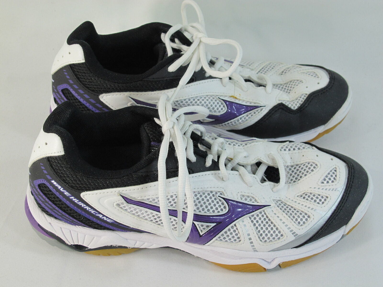 mizuno wave hurricane men's indoor court shoes