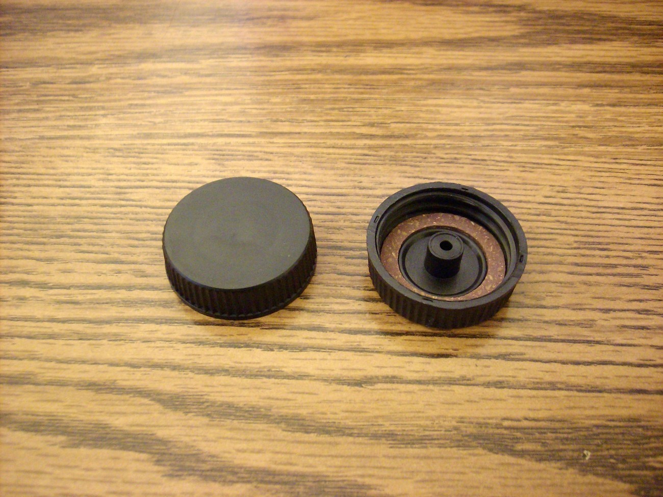 Homelite XL, XL2, Super 2, 180, 190, 192 gas fuel oil caps chainsaw