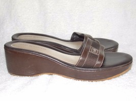 Tommy Hilfiger BROWN Sandals Slip On Open Toe Leather Upper 8.5M - $29.69