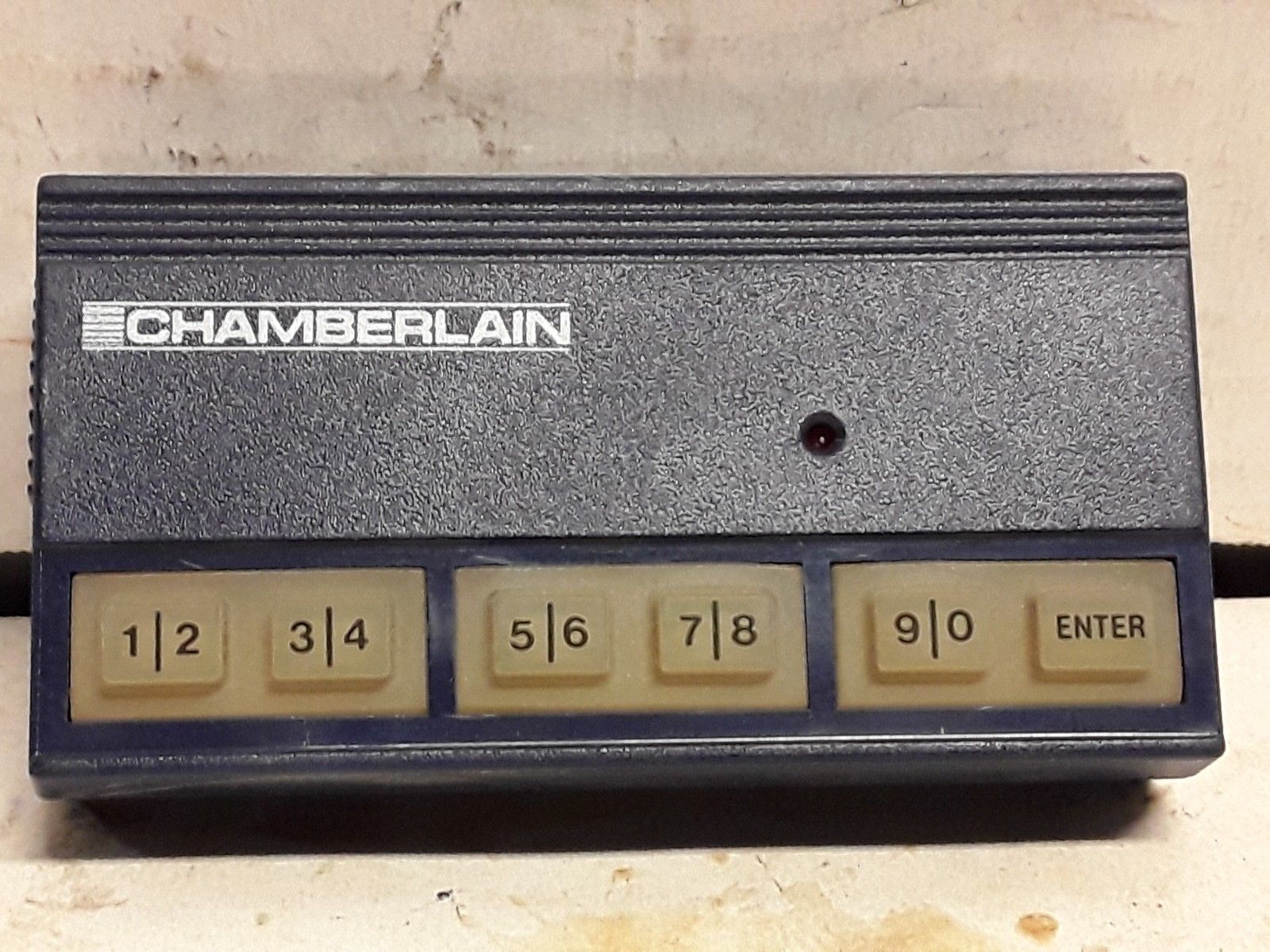 chamberlain garage door opener keypad blinking