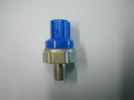 1996-2000 HONDA CIVIC DETONATION KNOCK SENSOR  - $28.71