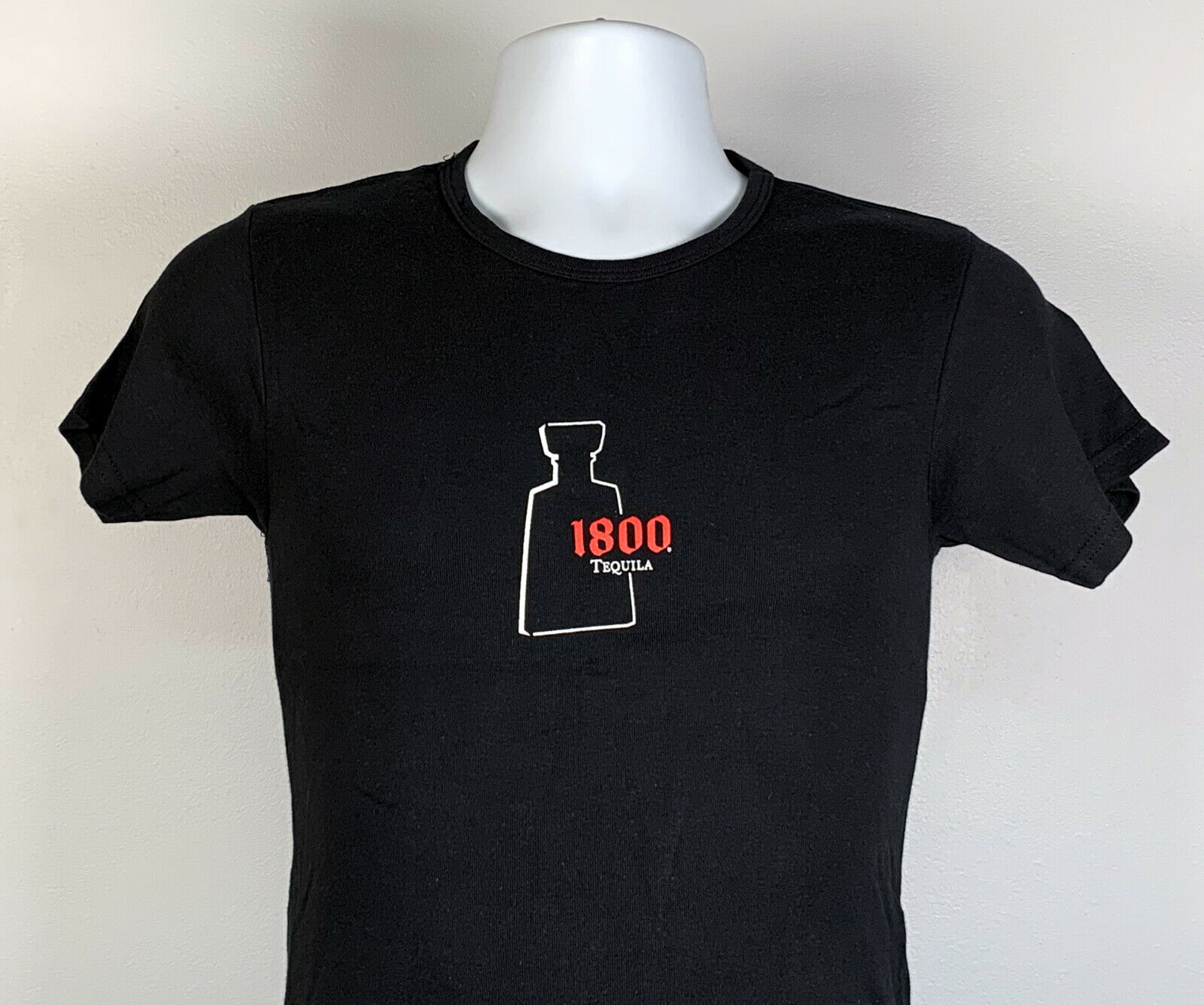 Primary image for 1800 Tequila Bottle Outline Logo T Shirt Womens Medium Black Pre shrunk cotton