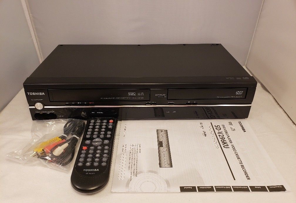 Toshiba SD-V296 DVD Player VCR Combo w/Cables, Manual &Remote.Same day