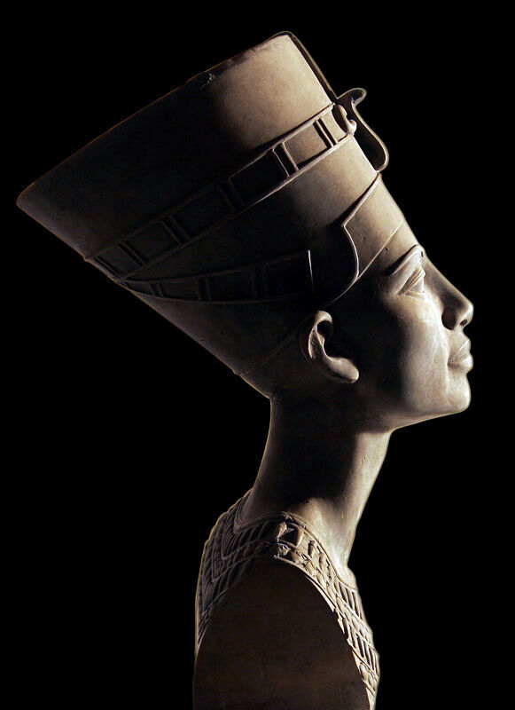 Nefertiti ancient Egyptian Queen bust sculpture Replica Reproduction Egyptian