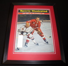 Leo Boivin Signed Framed 1966 Sports Illustrated Magazine Cover Red Wings image 1