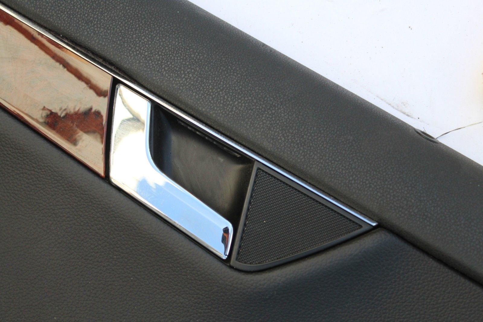 20082011 MERCEDES W204 C300 REAR BACK DRIVER LEFT INTERIOR DOOR PANEL