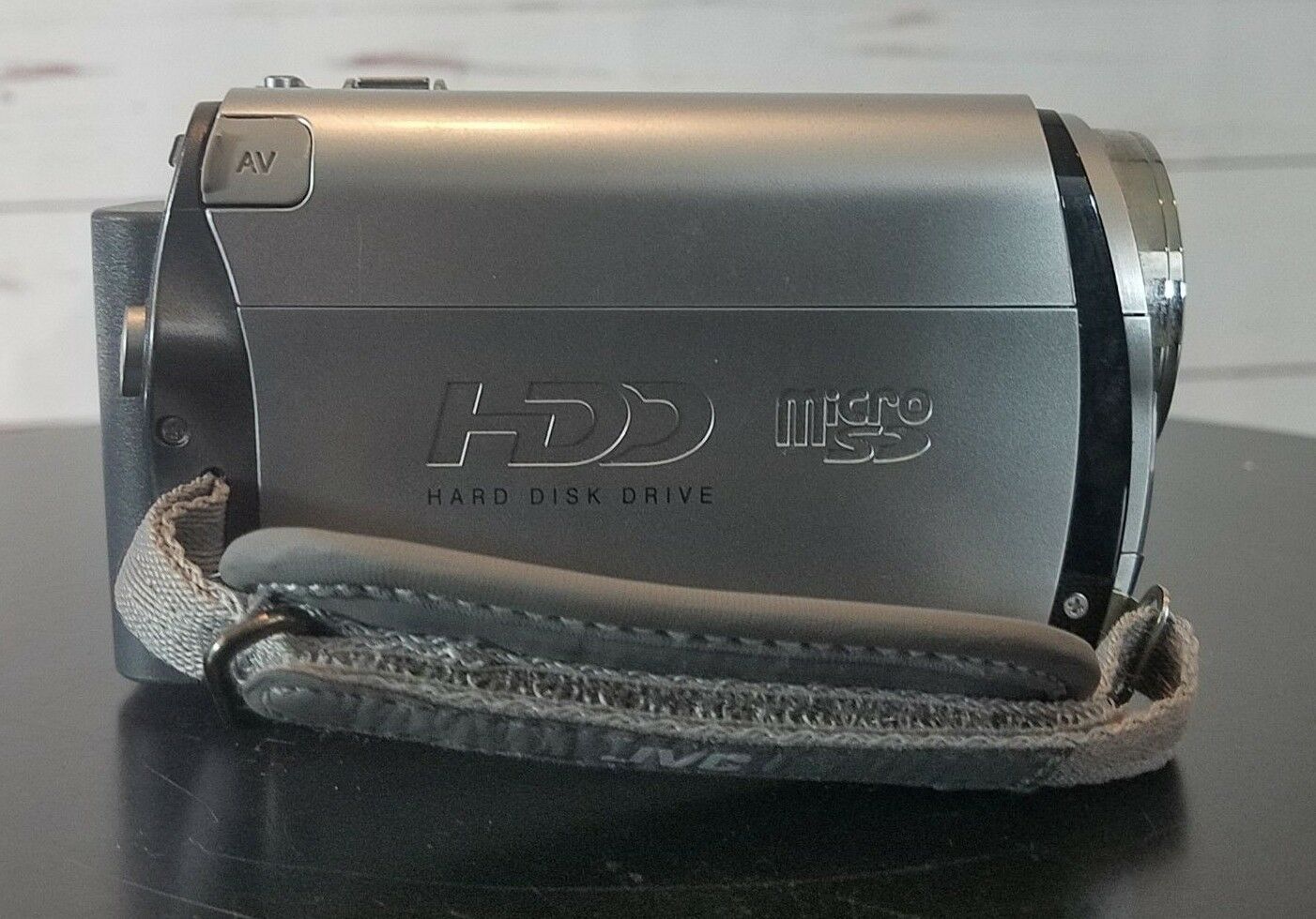 JVC Everio GZMG330RU HDD Digital Video Camera Camcorder 30 GB Silver W