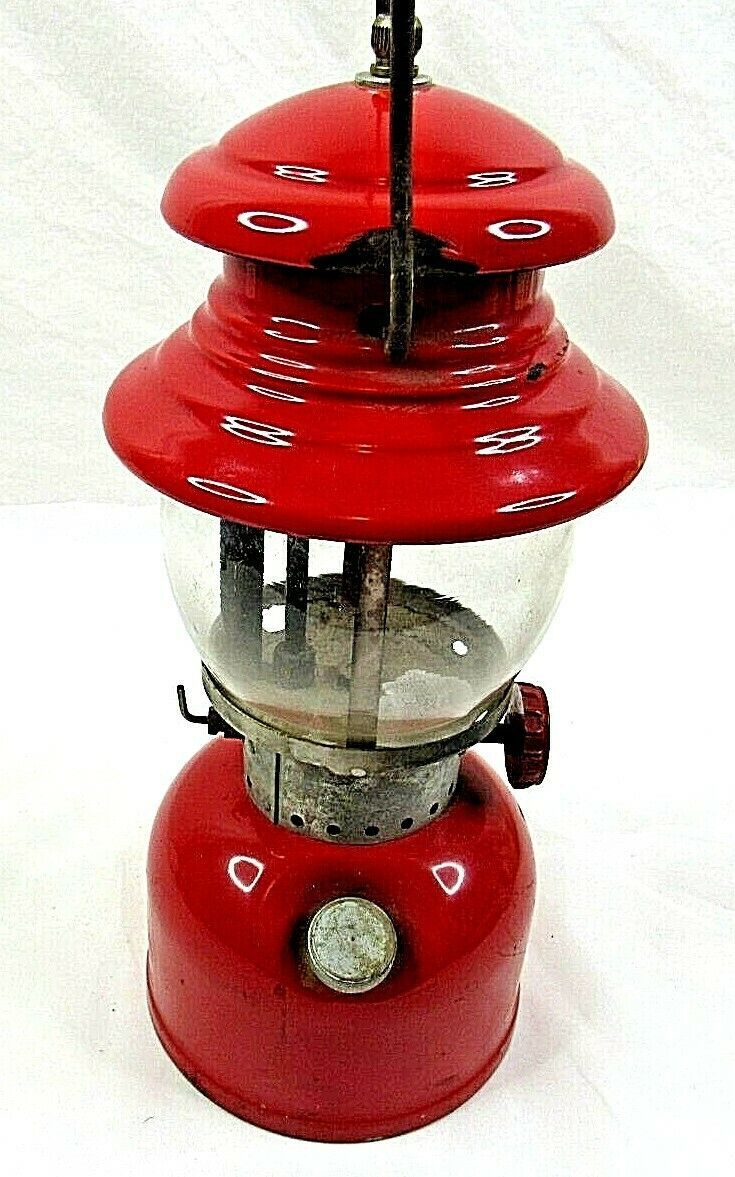 vintage coleman 200a lantern