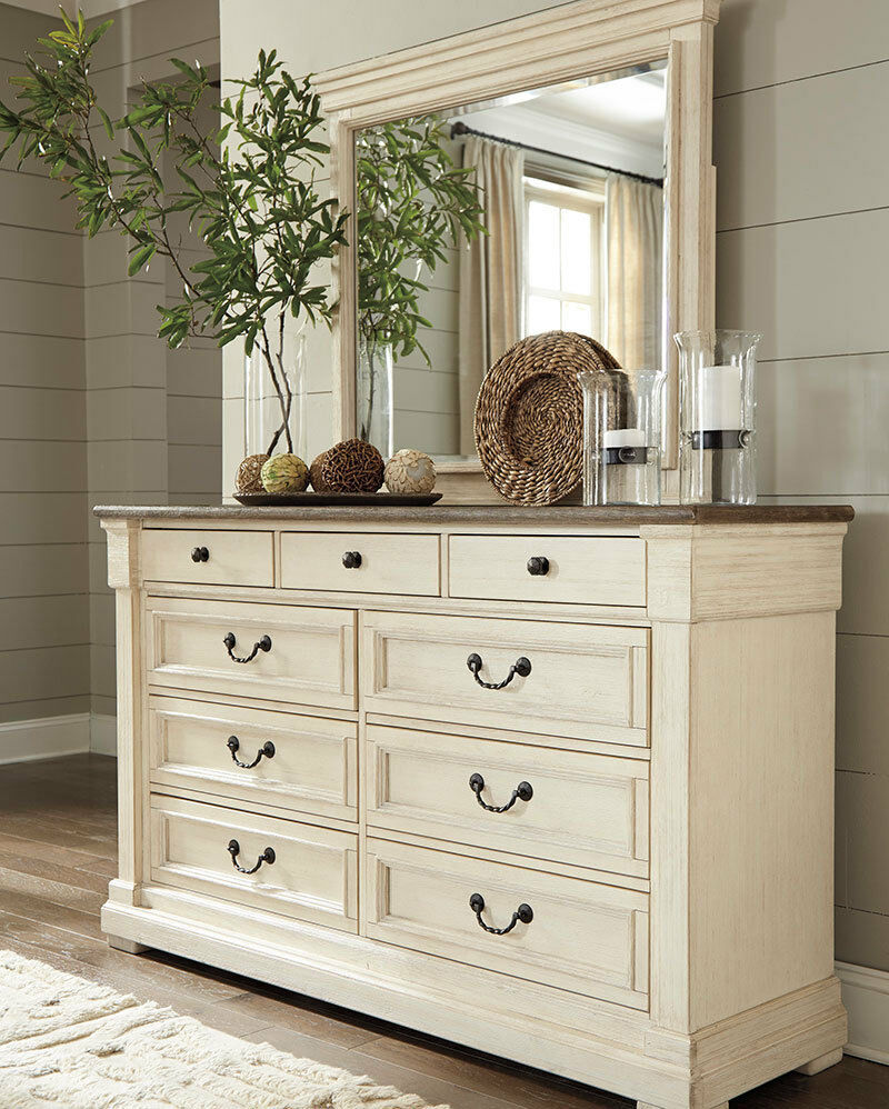 COVENTRY 5 pieces Old World Antique White Bedroom Suite King Louvered